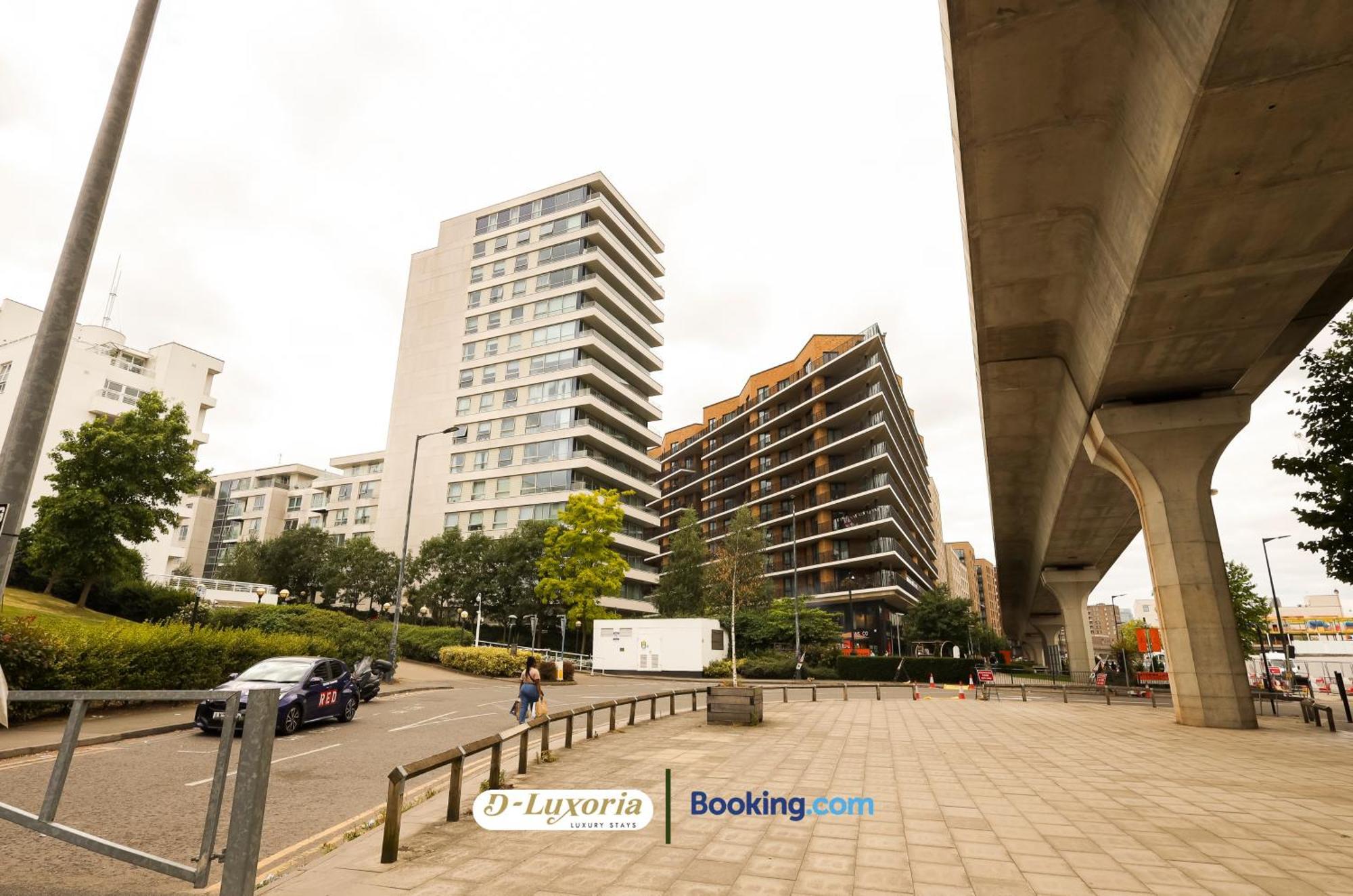 Appartamento Stylish 2br By Dluxoria Short Lets & Serviced Greater With Pet Friendly, Free Wifi & Free Parking